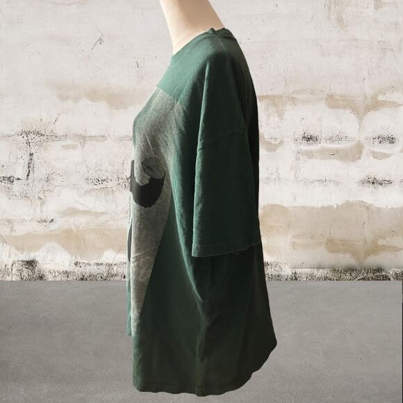 Whitney Houston NWOT Green Band Tee Unisex Size Medium - Picture 2 of 4